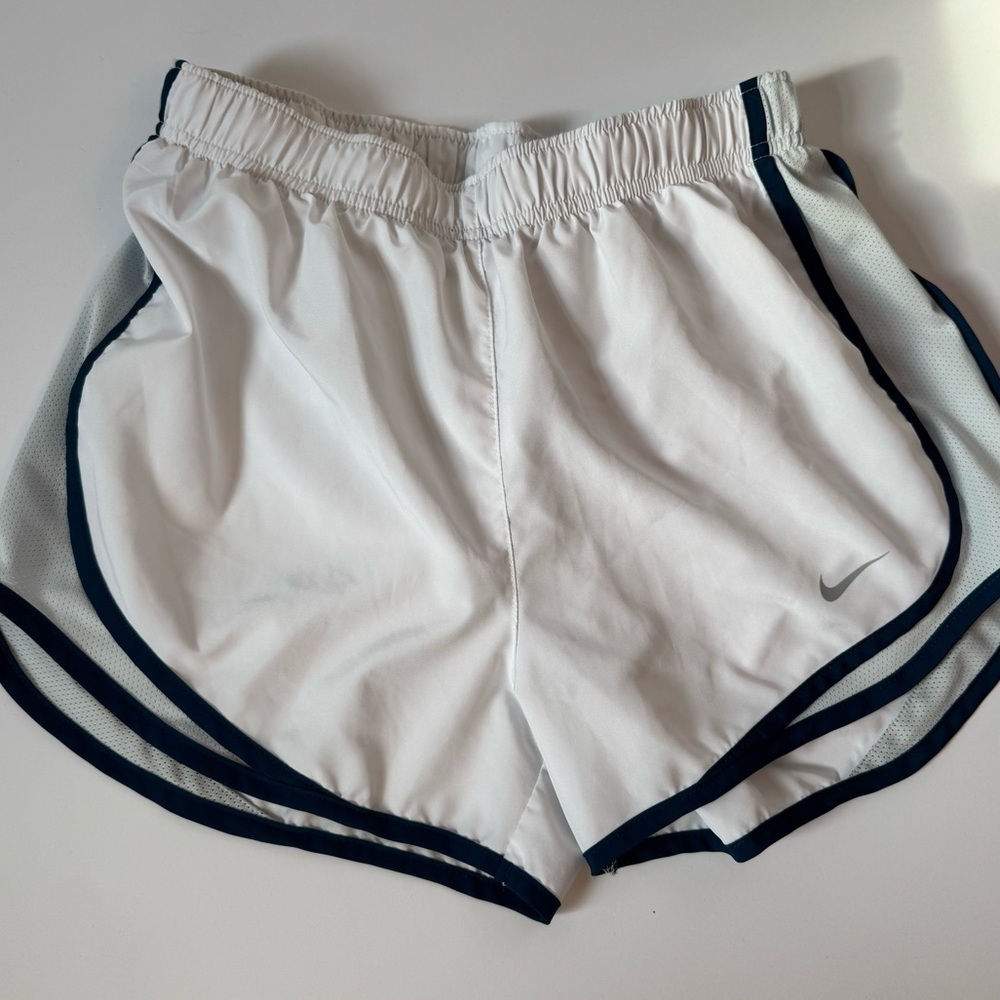Nike Dri-FIT Tempo Running Shorts White Navy Trim Athletic